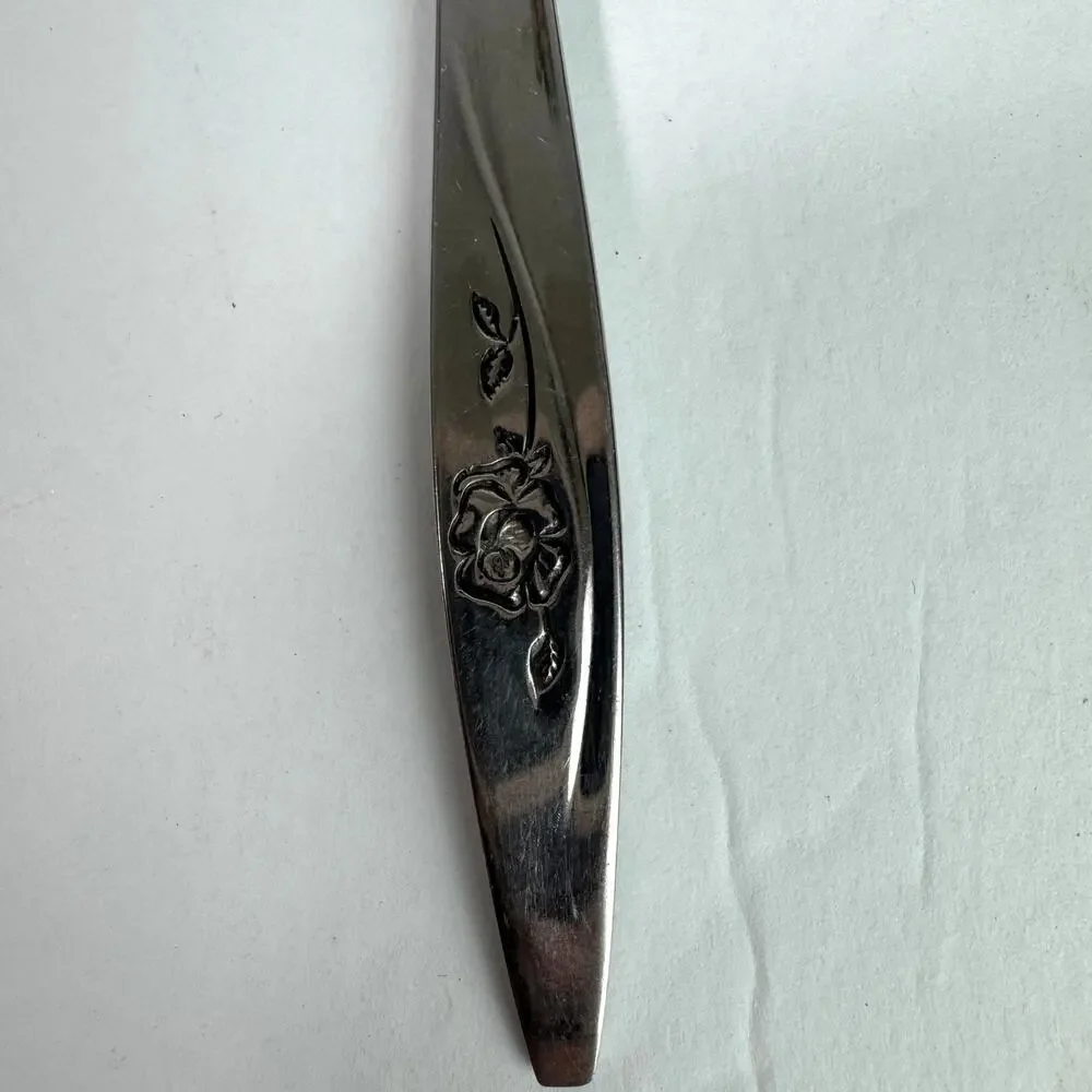 Fork Lasting Rose (Stainless) by Oneida Silver Discontinued 7‎ 1/4